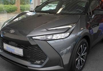 Toyota C-HR 16.000 km 26.490 &euro; Paderborn 33104