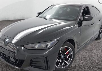 BMW i4 14.300 km 45.450 &euro; Teltow 14513