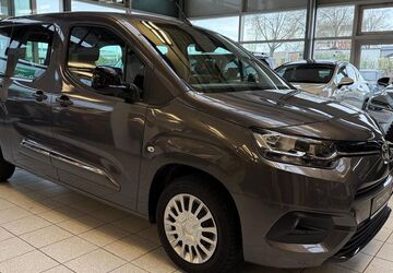 Toyota Proace City 36.998 km 26.895 &euro; Poing bei München 85586