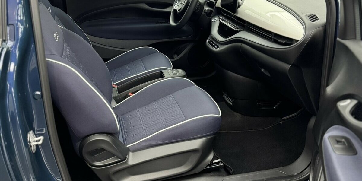 Fiat 500e Action Carplay Android Automatik 1.Hand 26.891 km 13.440 &euro; Lich 35423