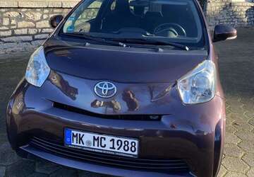 Toyota iQ 80.000 km 3.500 &euro; Balve 58802