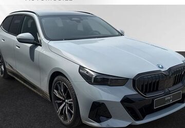 BMW i5 10.874 km 67.990 &euro; Moers 47441