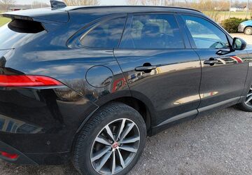 Jaguar F-Pace 131.000 km 16.999 &euro; Bad Füssing 94072