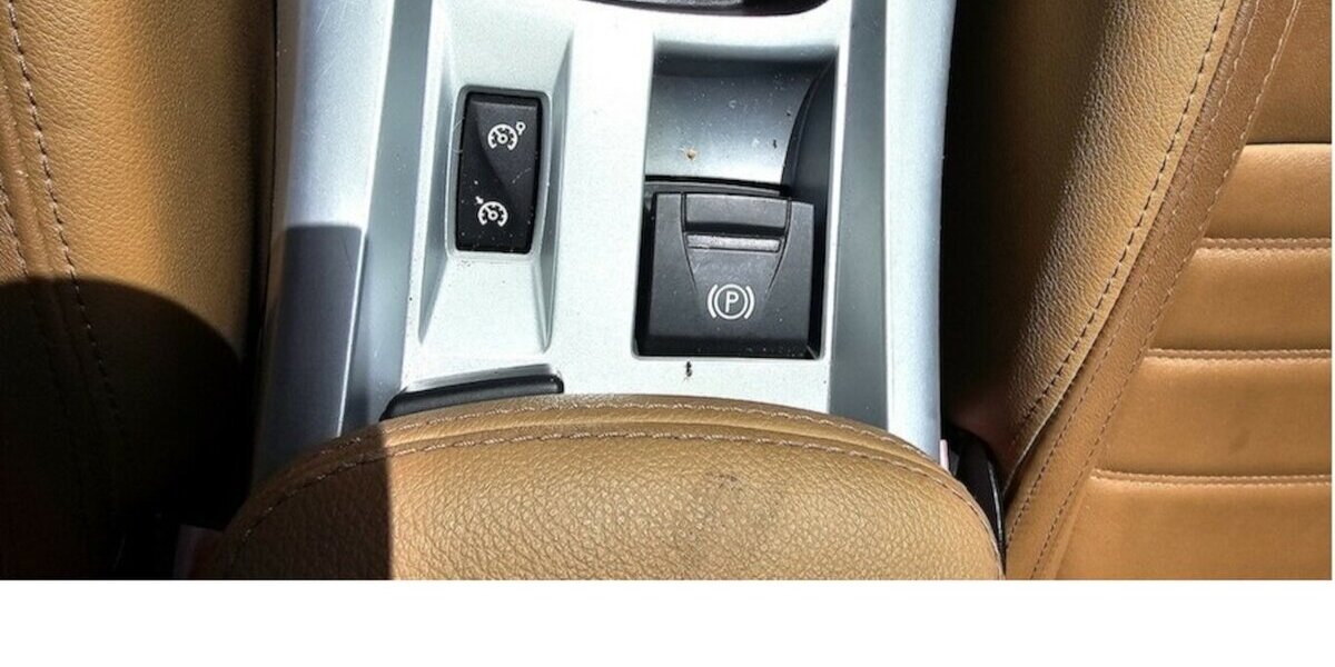 Renault Laguna Coupe + Navi + Leder + TÜV + Neu + 127.900 km 3.245 &euro; Schwalbach/Taunus 65824
