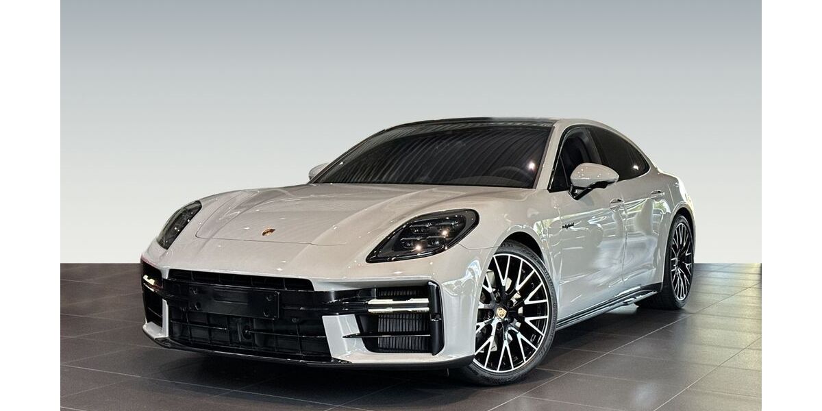 Porsche Panamera 7.900 km 138.860 &euro; Freiburg 79115