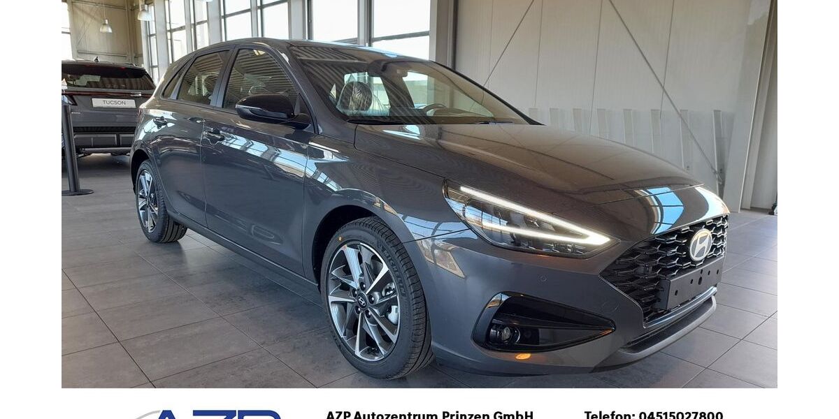 Hyundai i30 1.900 km 25.980 &euro; Lübeck 23562