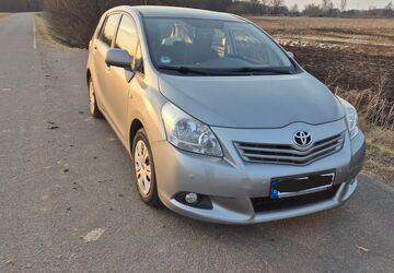 Toyota Verso 234.132 km 7.490 &euro; SCHWEDT/ODER 16303