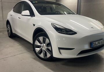 Tesla Model Y 90.000 km 30.900 &euro; Darmstadt 64295