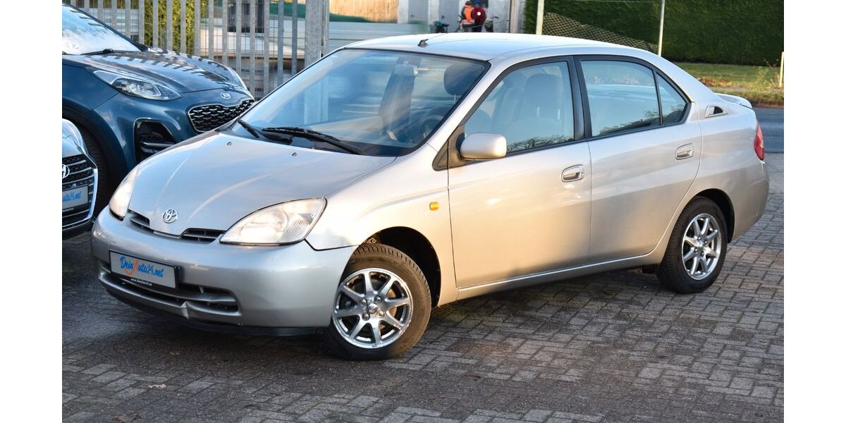 Toyota Prius 162.300 km 2.690 &euro; Celle 29227