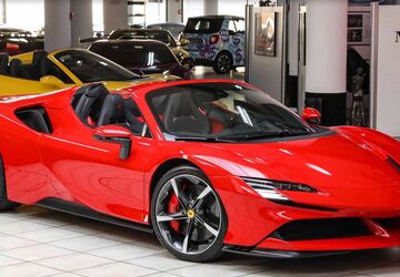 Ferrari SF90 2.000 km 518.850 &euro; Sesto San Giovanni 20099