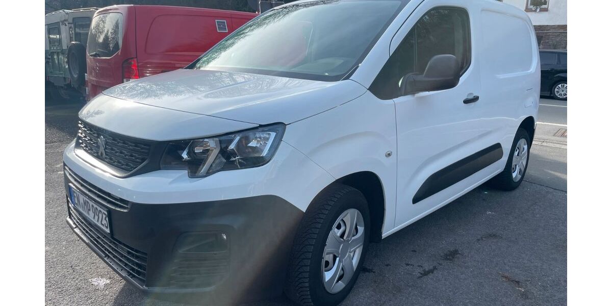 Peugeot Partner 102.656 km 9.990 &euro; Herdecke 58313