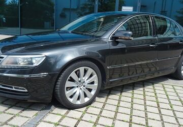 VW Phaeton 225.000 km 10.950 &euro; München 81249