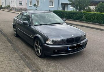 BMW 323 180.000 km 6.300 &euro; Baden-Baden 76532