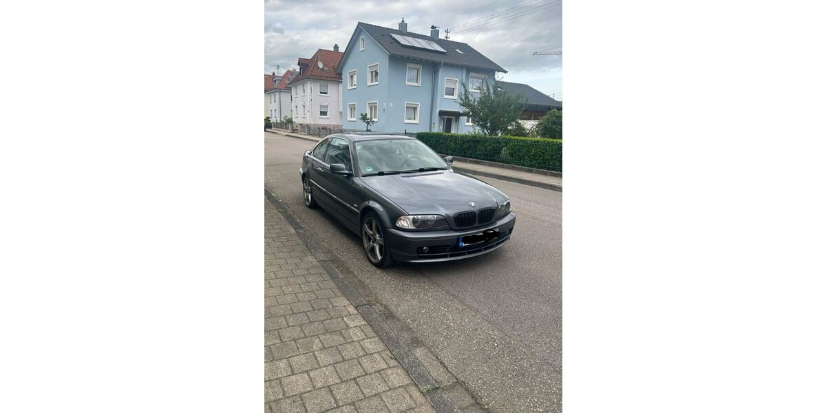 BMW 323 180.000 km 6.300 &euro; Baden-Baden 76532