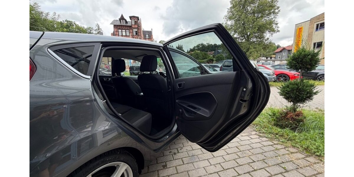 Ford Fiesta ST-Line 118.000 km 6.500 &euro; Rudolstadt 07407
