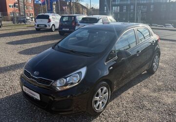 Kia Rio 107.100 km 6.090 &euro; Mölln 23879