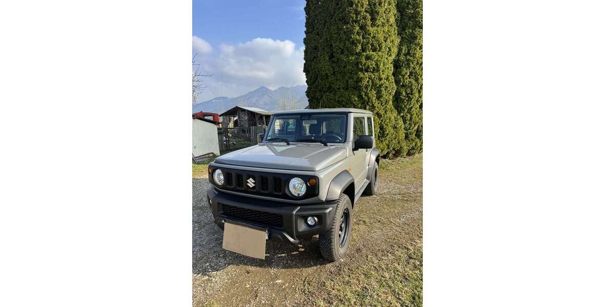 Suzuki Jimny 82.000 km 24.300 &euro; Übersee 83236
