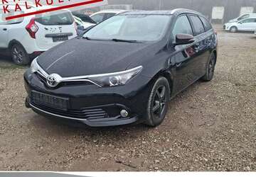 Toyota Auris 161.330 km 8.485 &euro; Achern 77855