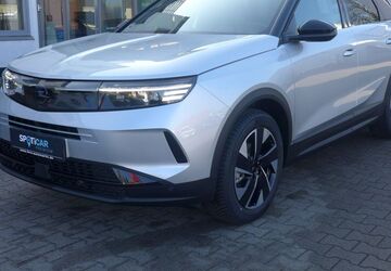 Opel Grandland (X) 15.358 km 31.590 &euro; Aurich 26603