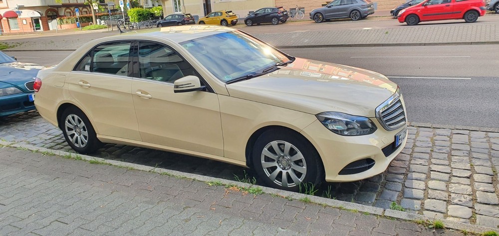 Mercedes-Benz E-Klasse 387.000 km 8.500 &euro; Frankfurt 