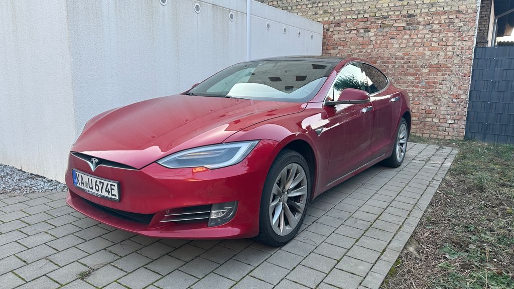 Tesla Model S 195.000 km 20.900 &euro; Stutensee 76297