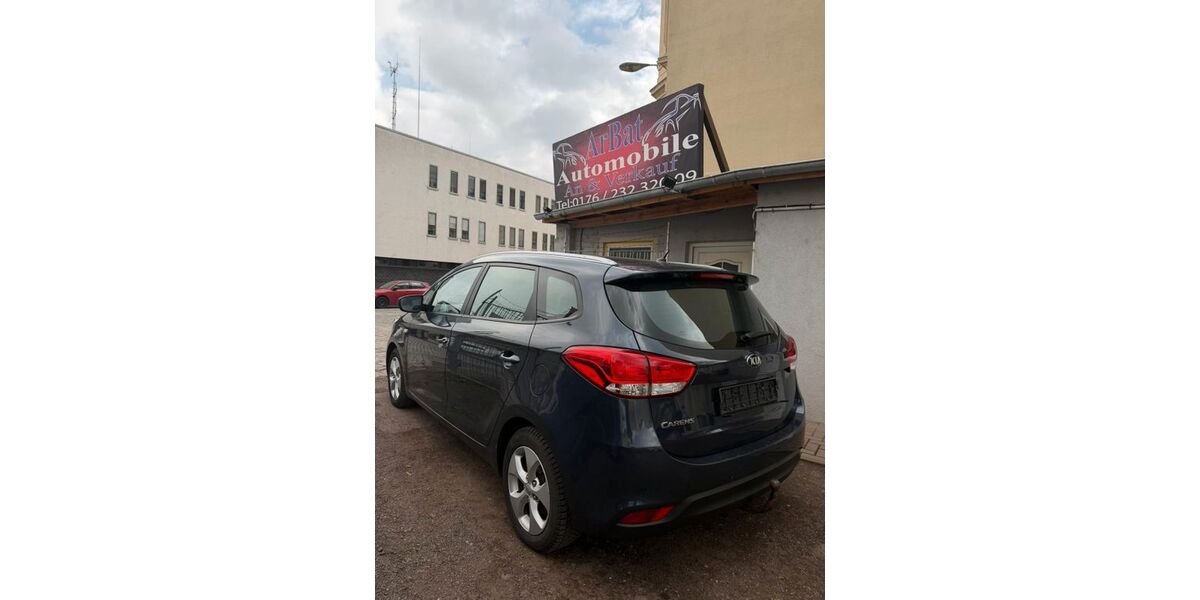 Kia Carens 102.900 km 6.690 &euro; Magdeburg 39106