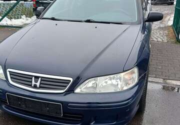 Honda Accord 165.000 km 1.990 &euro; Berlin 13597