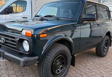 Lada Niva 56.200 km 17.899 &euro; Liebenau 31618