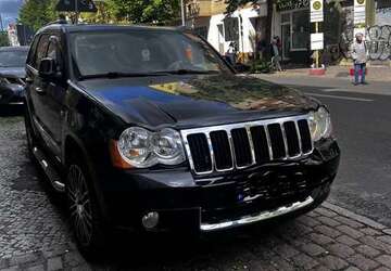 Jeep Cherokee 130.000 km 5.000 &euro; Berlin 12051