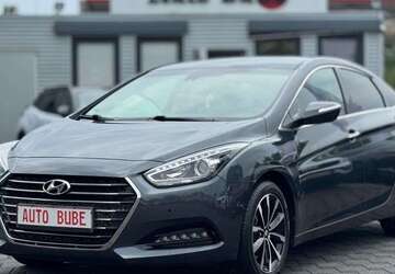 Hyundai i40 147.200 km 10.700 &euro; Rüsselsheim 65428