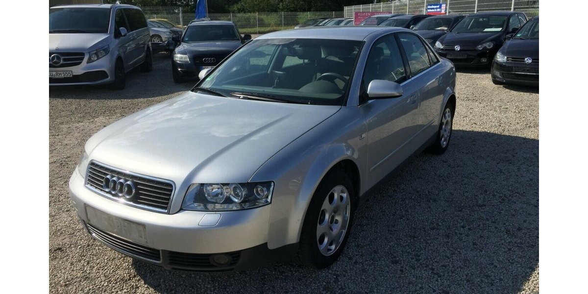 Audi A4 2.0,AHK,Sitzheiz.,Navi,Tüv 11/27! 216.000 km 2.600 &euro; Himmelkron 95502