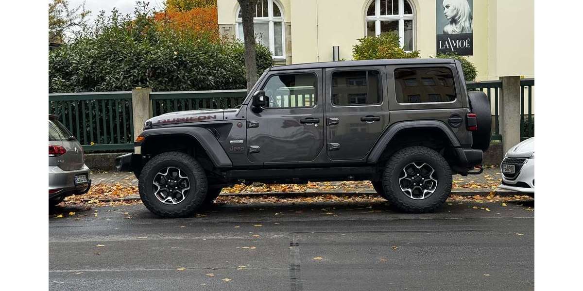 Jeep Wrangler 33.800 km 53.699 &euro; Dresden 01219