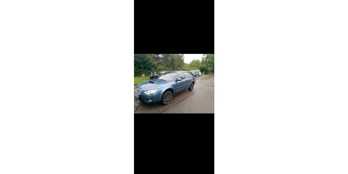 Subaru Outback 206.400 km 3.999 &euro; Freiburg 79117