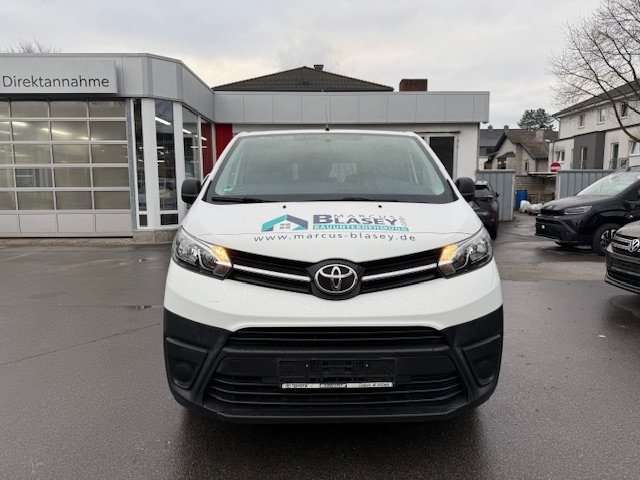 Toyota Proace 188.000 km 9.900 &euro; Datteln 45711