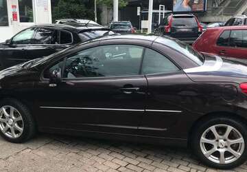 Peugeot 207 70.000 km 6.000 &euro; Pfaffenhofen a.d.Ilm, St 85276