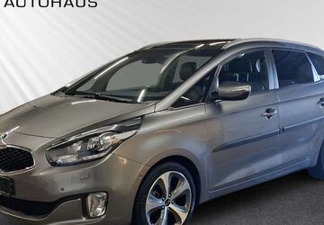 Kia Carens 66.170 km 15.979 &euro; Aachen 52070