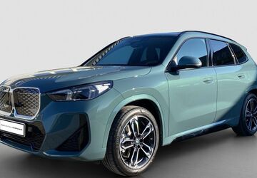 BMW iX1 2.026 km 53.385 &euro; Hilmersdorf 09429