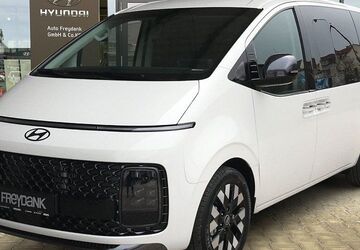 Hyundai STARIA 4.047 km 52.999 &euro; Leipzig 04328