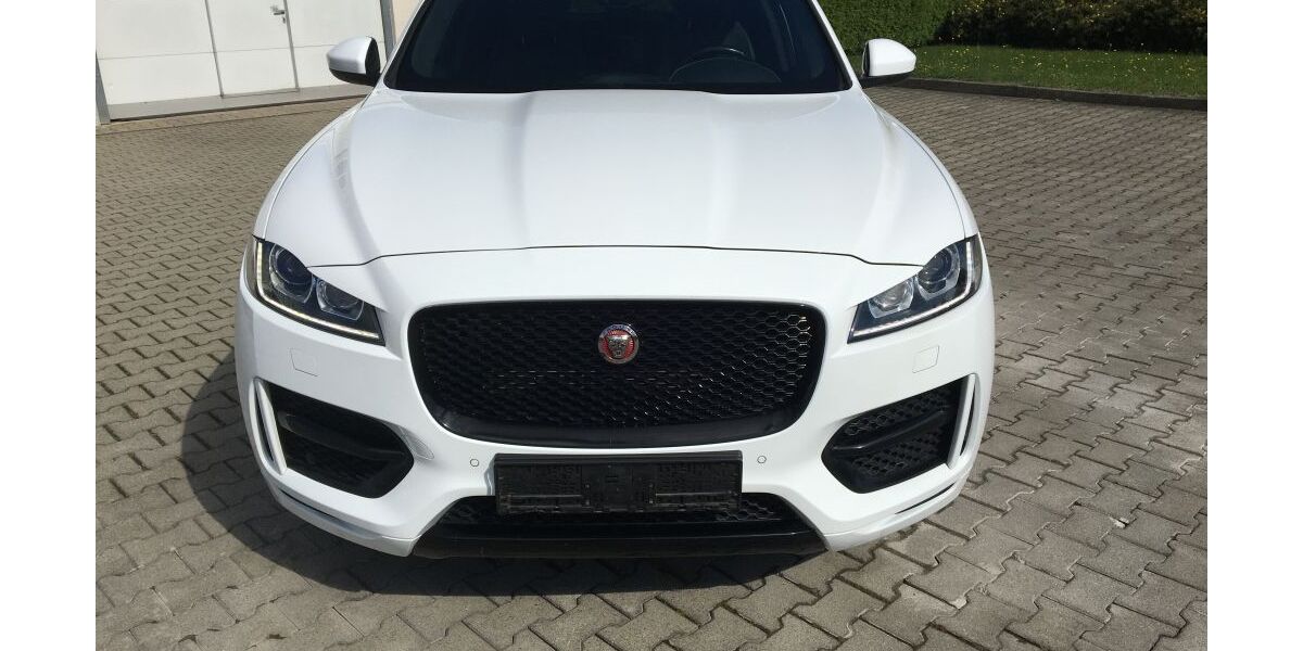Jaguar F-Pace 61.800 km 28.500 &euro; Mindelheim 87719