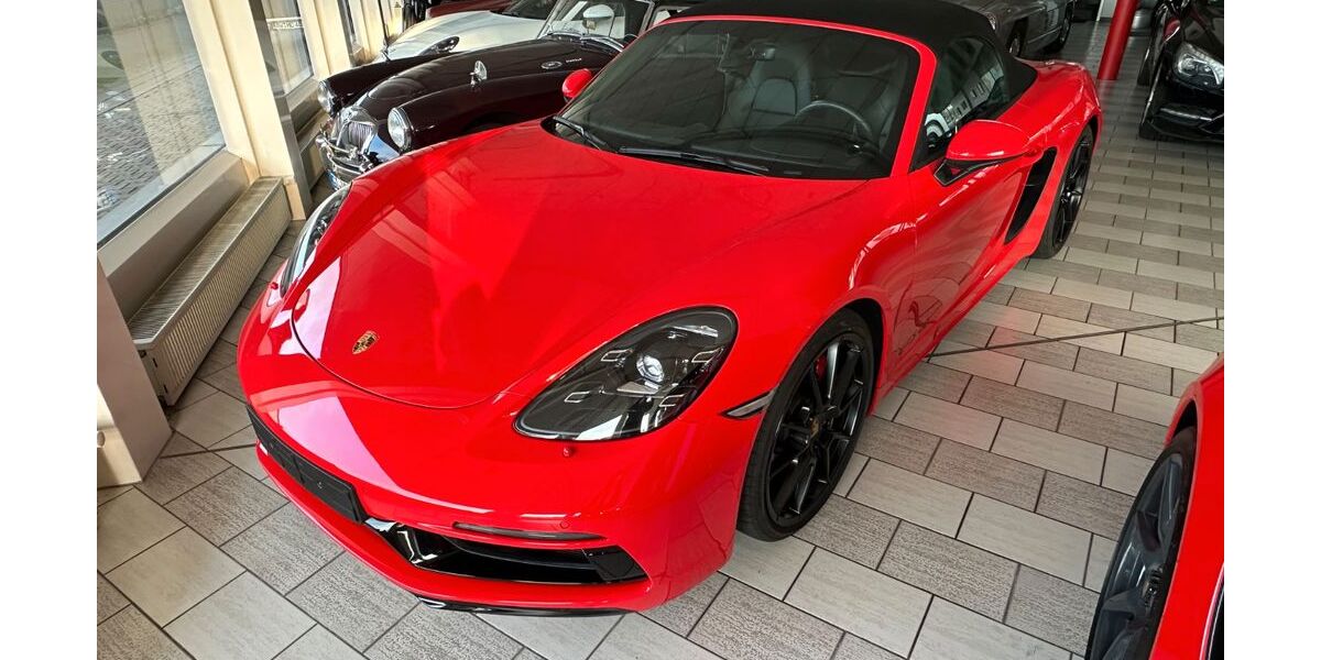 Porsche Boxster 8.600 km 97.900 &euro; Andernach 56626
