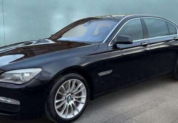 BMW 750 280.000 km 12.999 &euro; München 81243