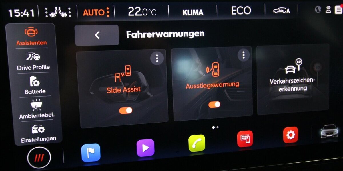 Cupra Leon Sportstourer e-HYBRID 6-DSG NAVI+LED+ACC 8.829 km 27.900 &euro; Hagenow 19230