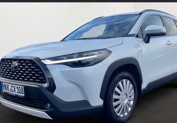 Toyota Corolla Cross 9.500 km 38.790 &euro; Wächtersbach 63607