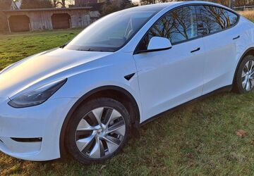 Tesla Model Y 59.177 km 34.900 &euro; Penzlin 17217