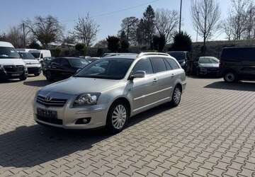 Toyota Avensis 287.662 km 2.499 &euro; Friedberg 86316