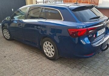 Toyota Avensis 110.000 km 14.200 &euro; Uhldingen-M./Bodensee 88690