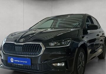 Skoda Fabia 4.500 km 27.890 &euro; Husum 25813