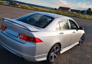 Honda Accord 261.172 km 3.599 &euro; Pirna 01796