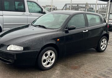 Alfa Romeo 147 152.411 km 1.150 &euro; Nürnberg 90439