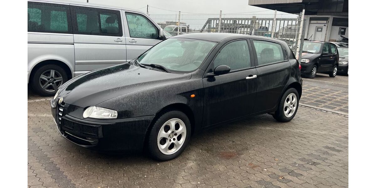 Alfa Romeo 147 152.411 km 1.150 &euro; Nürnberg 90439